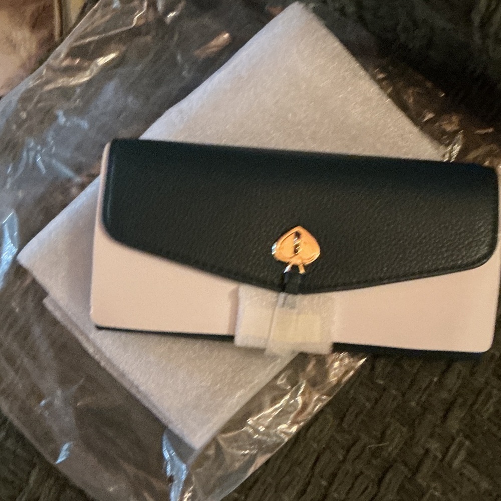 Kate Spade Teal Wallet - Picture 3 of 5